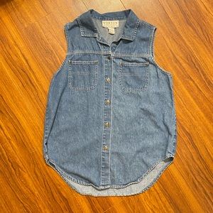 Jean Vest